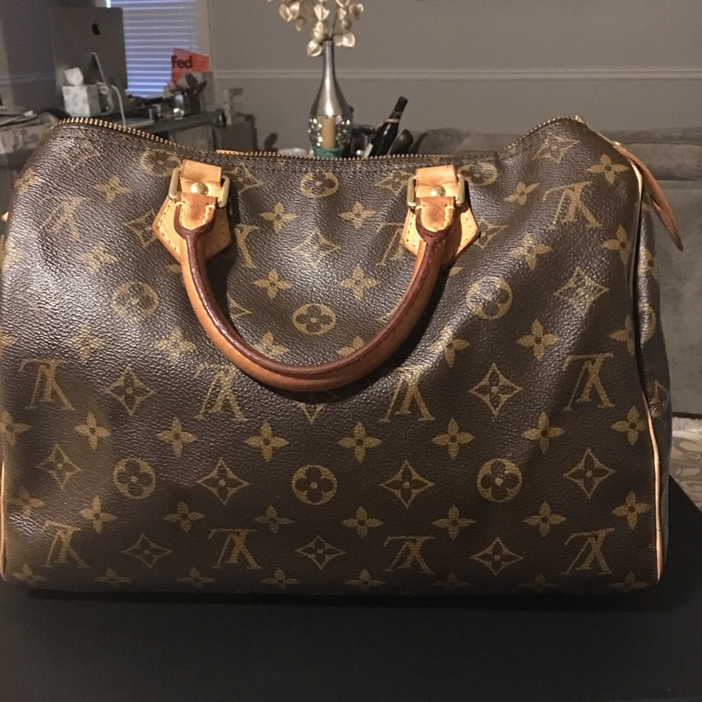 Louis Vuitton Speedy 30